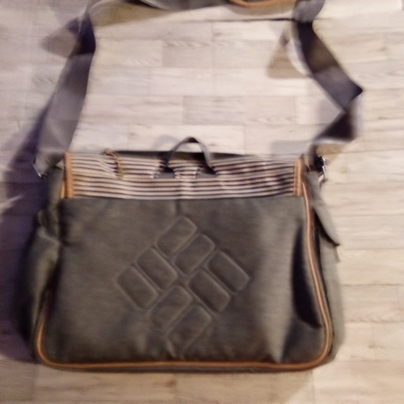 Columbia diaper bag - Picture 2 of 10